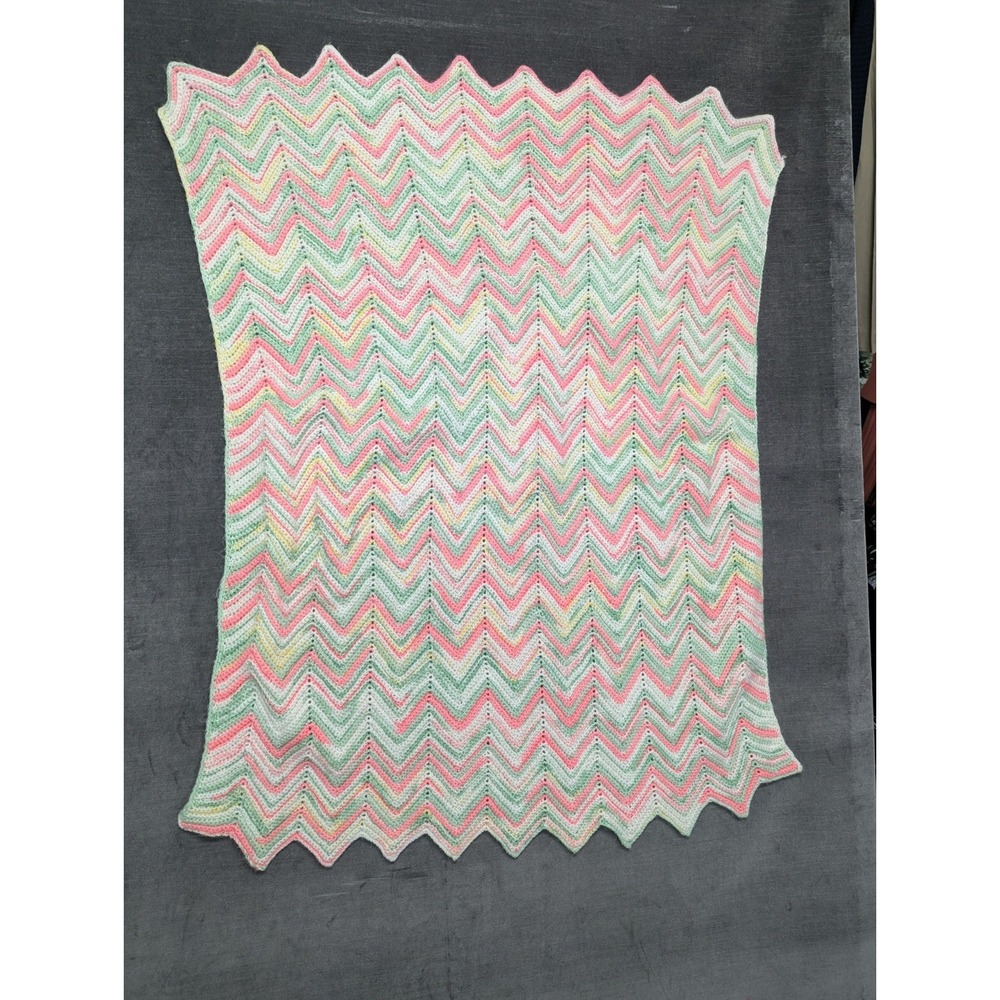 VTG Handmade Baby Blanket Green Pink White Yellow Chevron